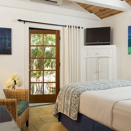 Tropical Inn-2
